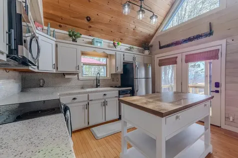 355 Up The Creek Trail Hayesville NC 28904