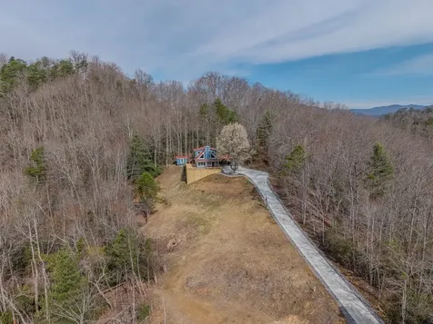 355 Up The Creek Trail Hayesville NC 28904