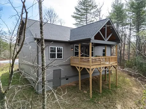 325 River Mountain Road Murphy NC 28906