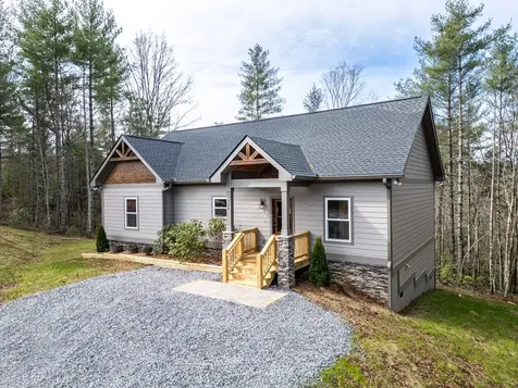 325 River Mountain Road Murphy NC 28906