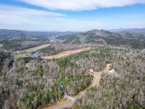 325 River Mountain Road Murphy NC 28906