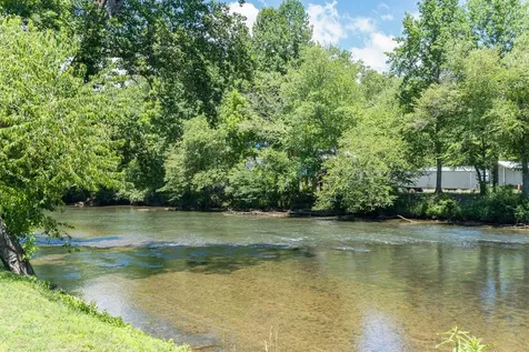 325 River Mountain Road Murphy NC 28906