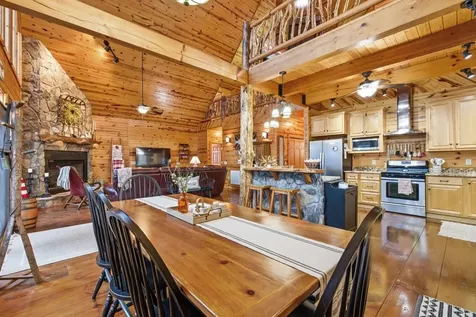 830 Noonday Sun Ridge Topton NC 28781
