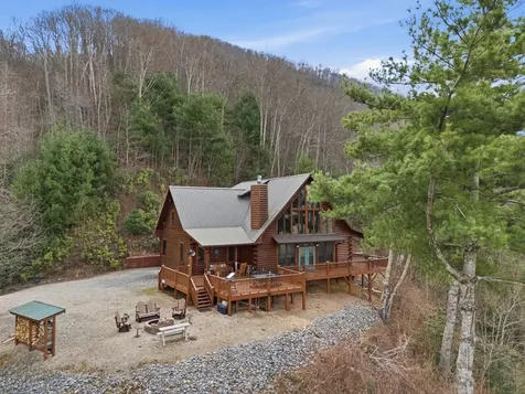 830 Noonday Sun Ridge Topton NC 28781