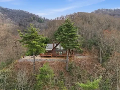 830 Noonday Sun Ridge Topton NC 28781