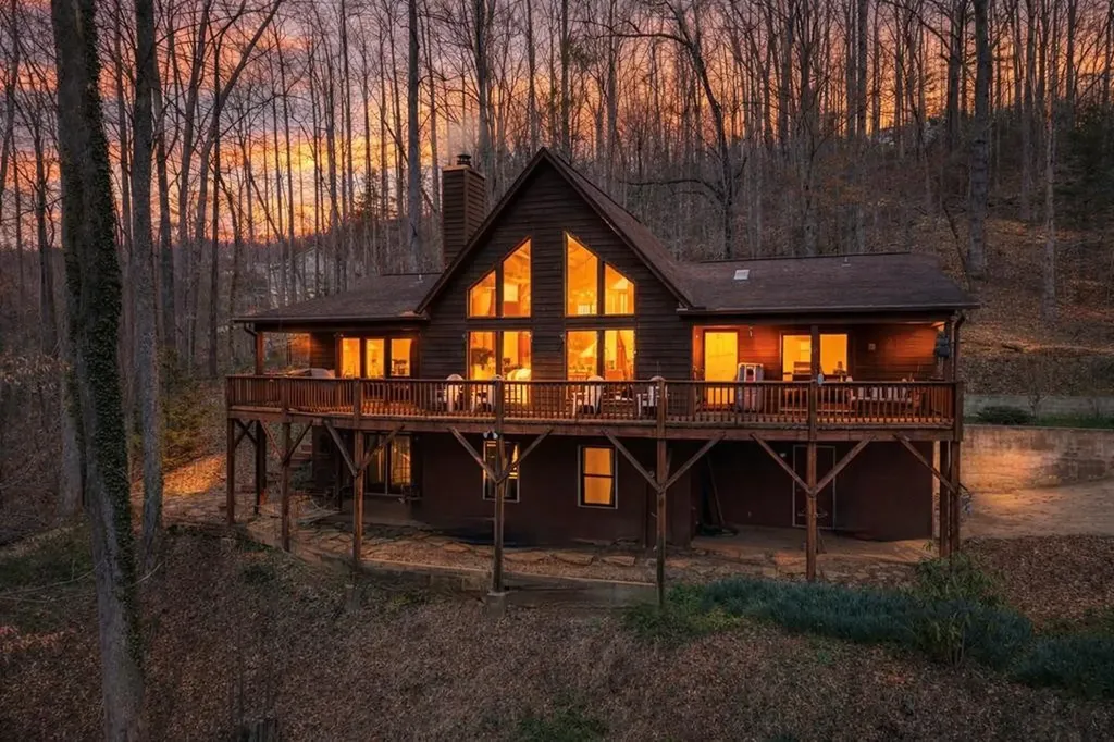 575 Carolina Springs Lane Franklin NC 28734