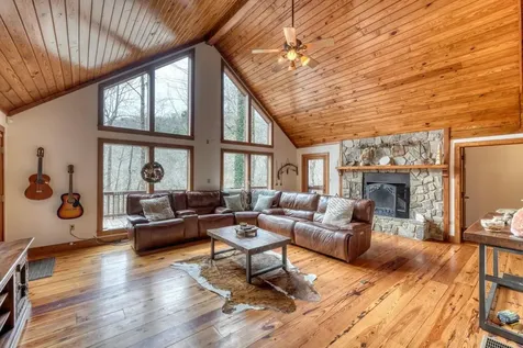 575 Carolina Springs Lane Franklin NC 28734