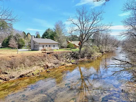 195 Rivers Edge Drive Hayesville NC 28904