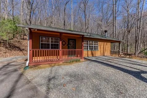 33 Hamlet Circle Murphy NC 28906