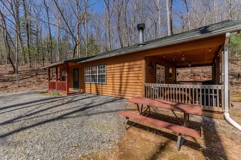 33 Hamlet Circle Murphy NC 28906
