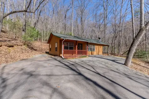 33 Hamlet Circle Murphy NC 28906