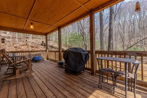 33 Hamlet Circle Murphy NC 28906