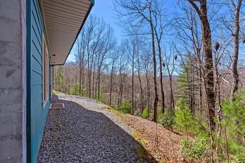 285 Peachtree Mtn Estate Road Murphy NC 28906