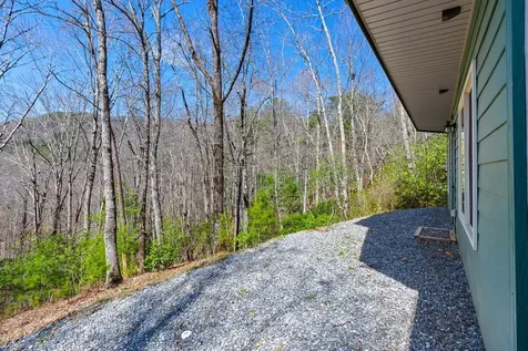 285 Peachtree Mtn Estate Road Murphy NC 28906