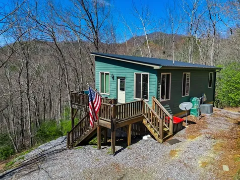 285 Peachtree Mtn Estate Road Murphy NC 28906