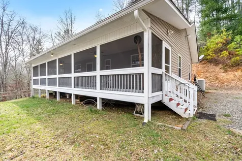 145 Raymond Wilson Road Topton NC 28781