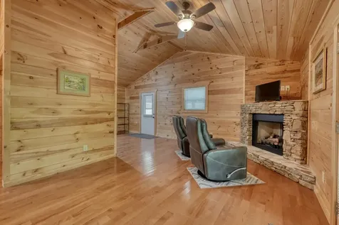 100 Fern Cove Lane Murphy NC 28906