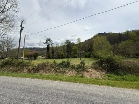 317 Robinson Road Andrews NC 28901