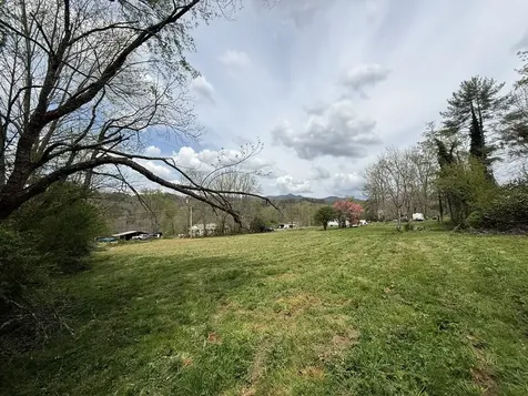 317 Robinson Road Andrews NC 28901