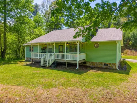 1364 Atoah Road Robbinsville NC 28771