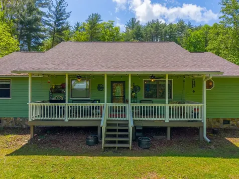 1364 Atoah Road Robbinsville NC 28771