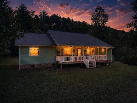 1364 Atoah Road Robbinsville NC 28771