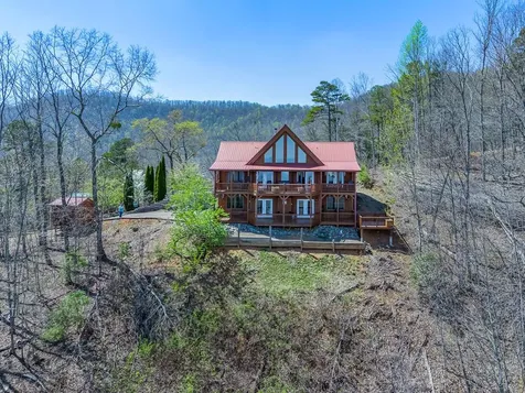 582 Sahkanaga Drive Murphy NC 28906