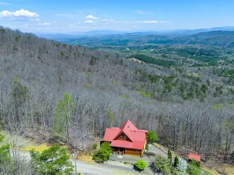 582 Sahkanaga Drive Murphy NC 28906
