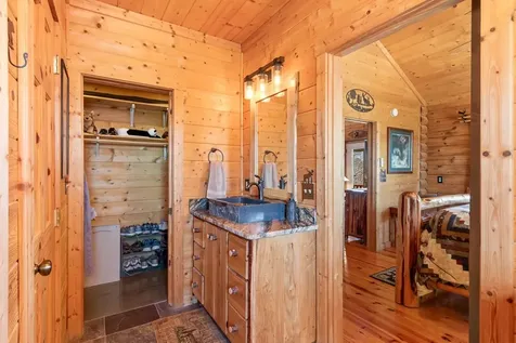 582 Sahkanaga Drive Murphy NC 28906