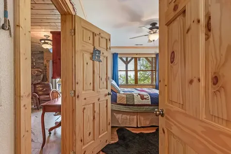 582 Sahkanaga Drive Murphy NC 28906