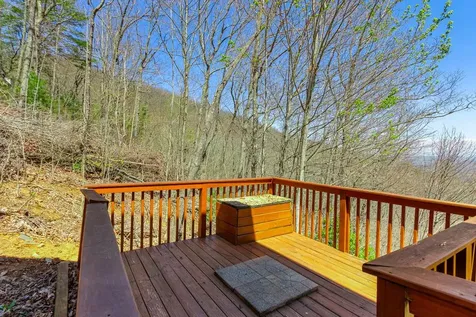 582 Sahkanaga Drive Murphy NC 28906