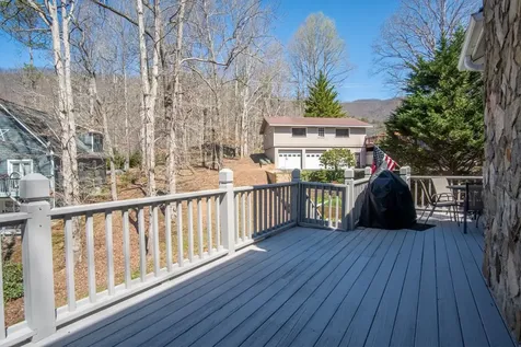 82 Avisco Road Robbinsville NC 28771