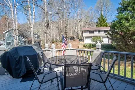 82 Avisco Road Robbinsville NC 28771