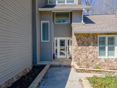 82 Avisco Road Robbinsville NC 28771