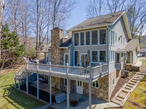 82 Avisco Road Robbinsville NC 28771