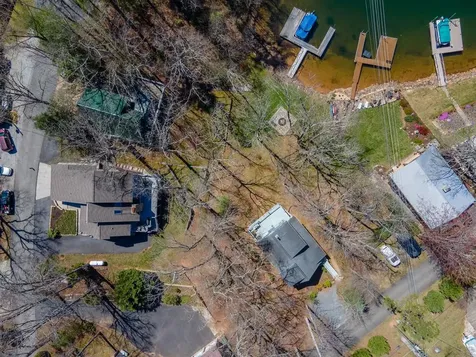 82 Avisco Road Robbinsville NC 28771
