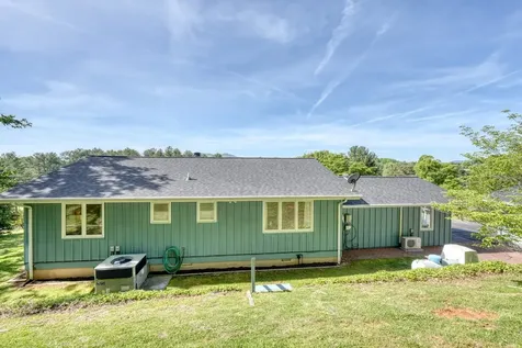 4686 Myers Chapel Road Hayesville NC 28904