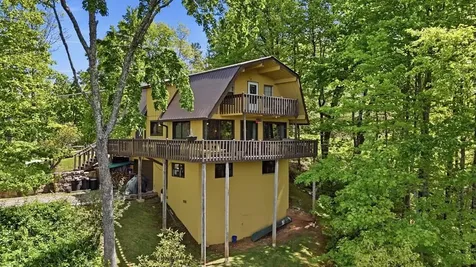231 Ridge View Drive Andrews NC 28901