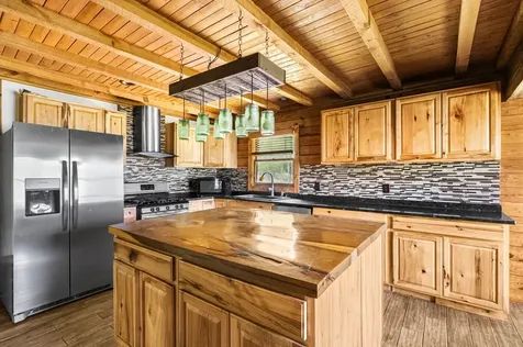 11985 Highway 294 Murphy NC 28906
