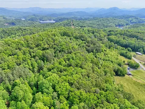 3235 Hiwassee Dam Access Road Murphy NC 28906