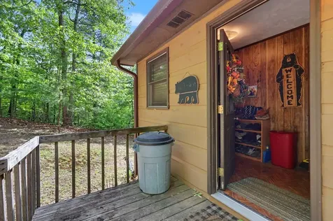 3235 Hiwassee Dam Access Road Murphy NC 28906