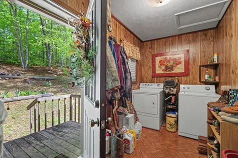 3235 Hiwassee Dam Access Road Murphy NC 28906