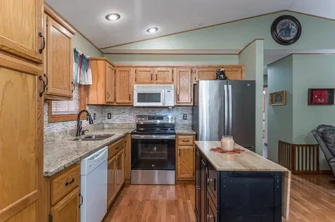 9 Settlers Crossing Way Murphy NC 28906