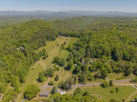 1170 Oakgrove Road Murphy NC 28906