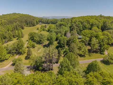 1170 Oakgrove Road Murphy NC 28906