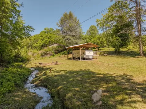 1170 Oakgrove Road Murphy NC 28906