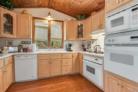 1240 Village Road Murphy NC 28906