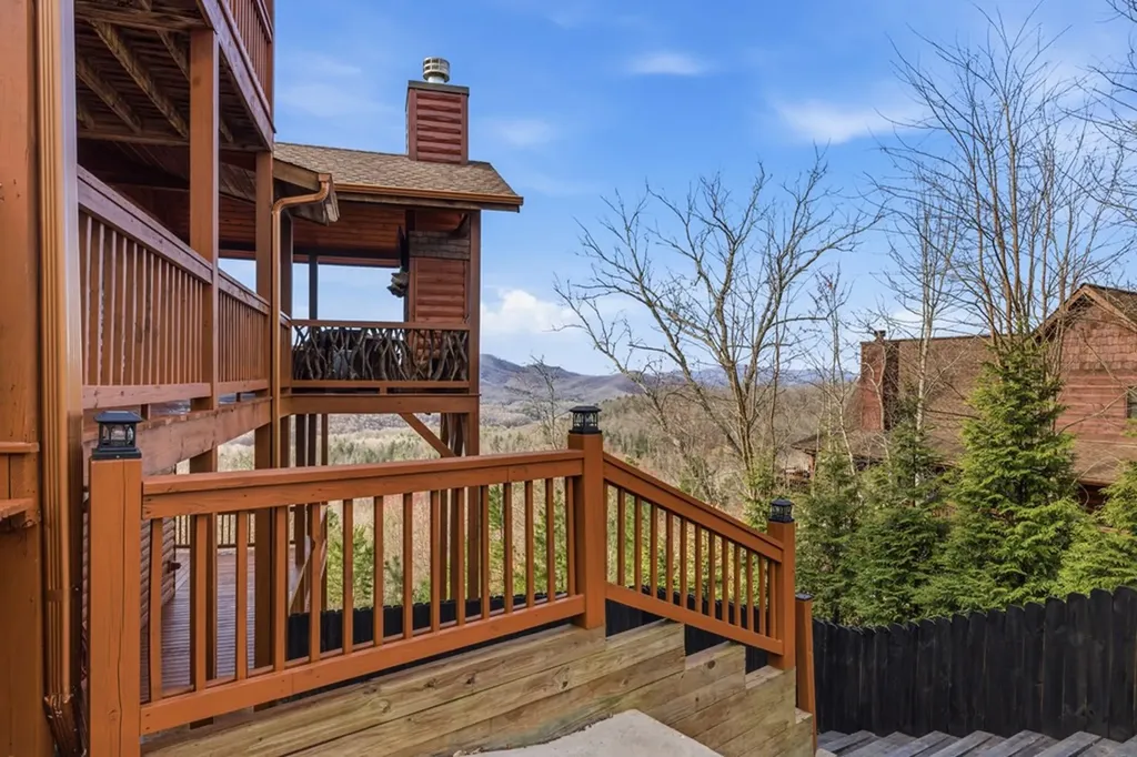 33 Stanley Ridge Drive Morganton GA 30560