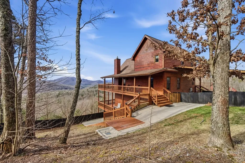 33 Stanley Ridge Drive Morganton GA 30560