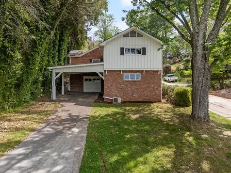 27 Bayless Street Murphy NC 28906